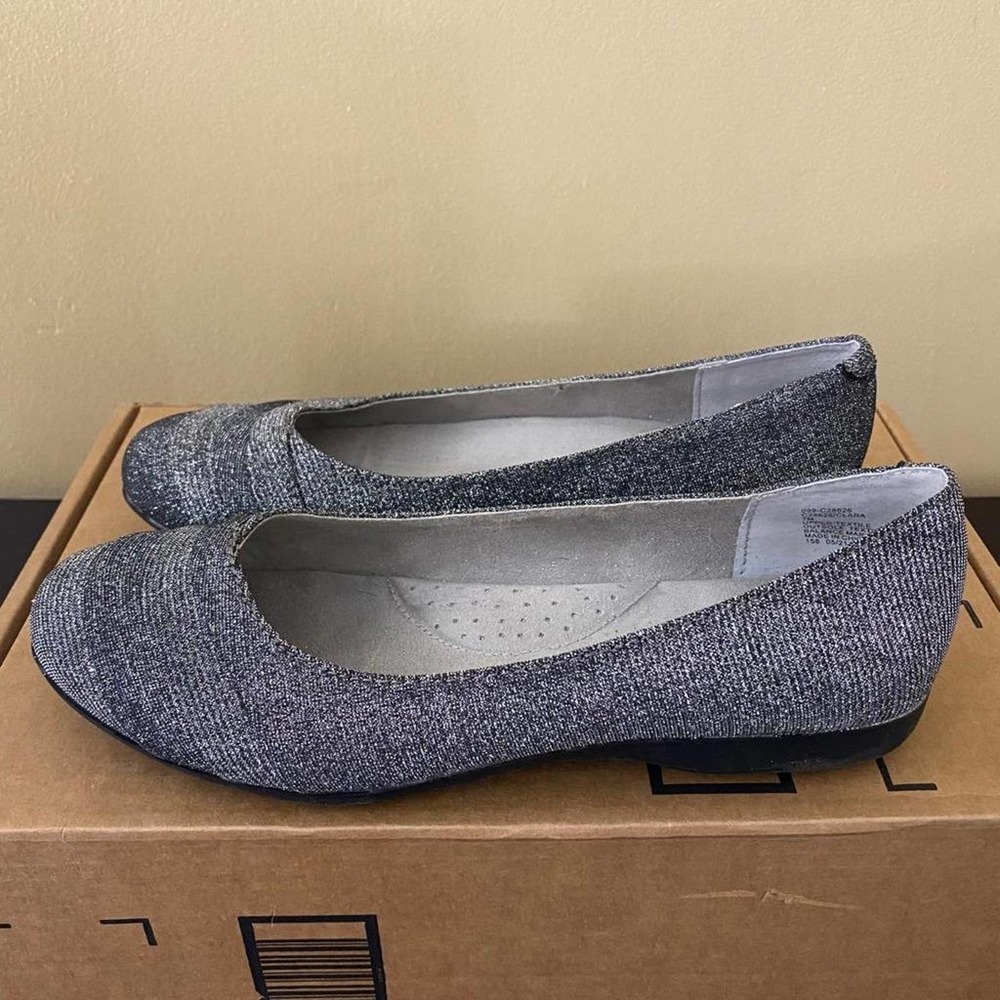 CLIFFS BY WHITE MOUNTAIN Women's Clara Ballet Flat